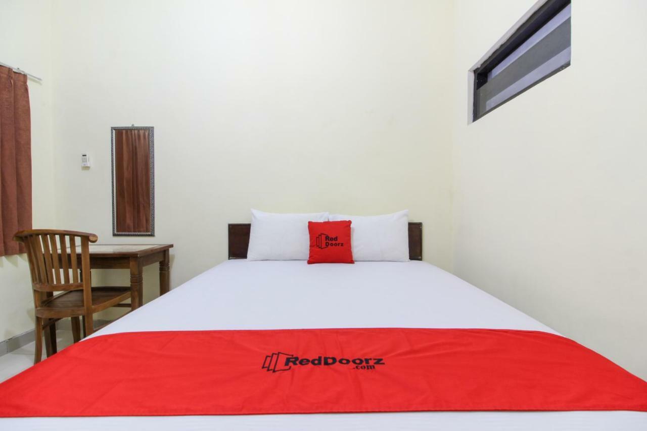 Reddoorz Near Rumah Sakit Condong Catur Maguwo Exterior photo